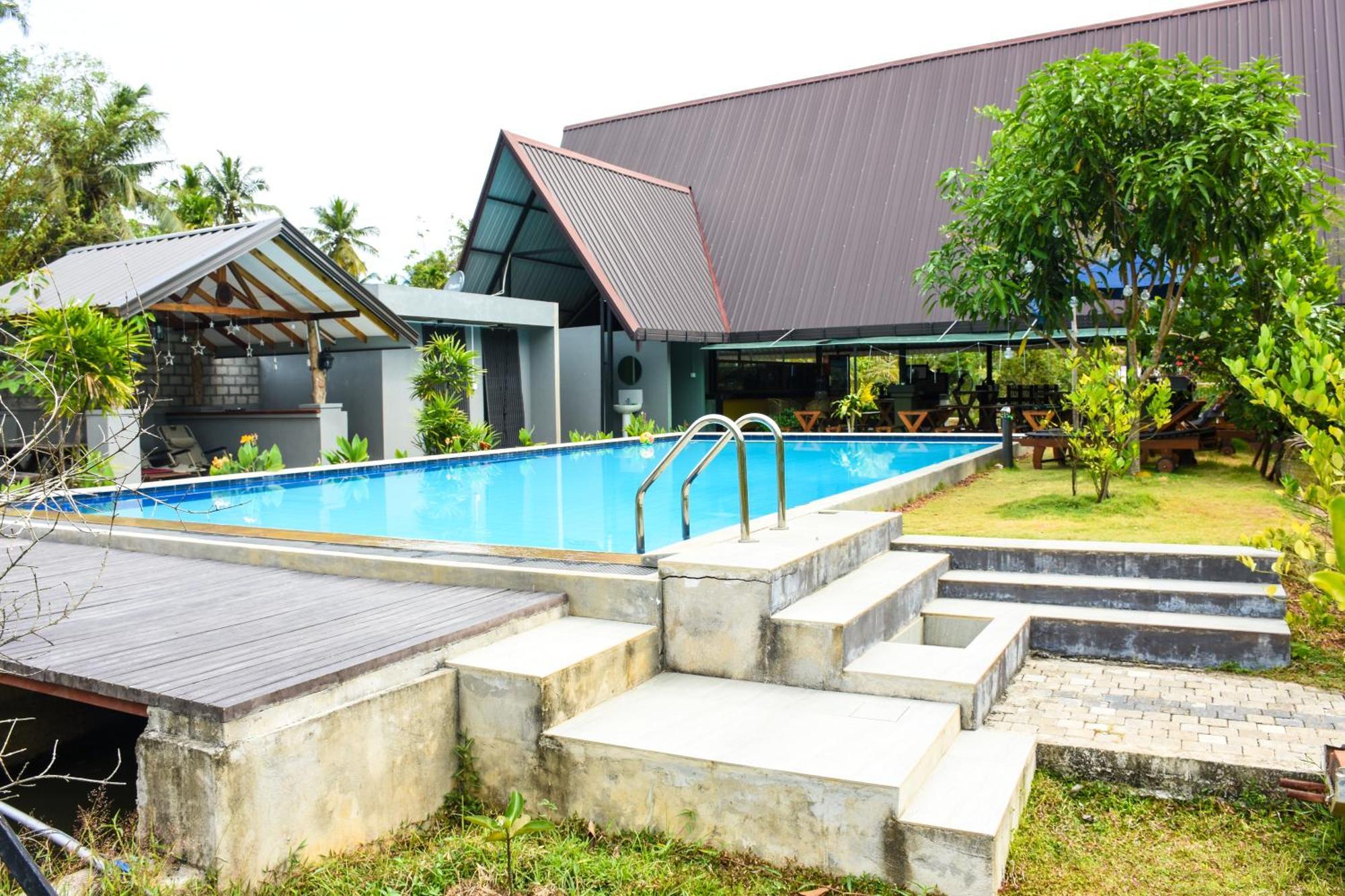 Steps Garden Resort ネゴンボ エクステリア 写真