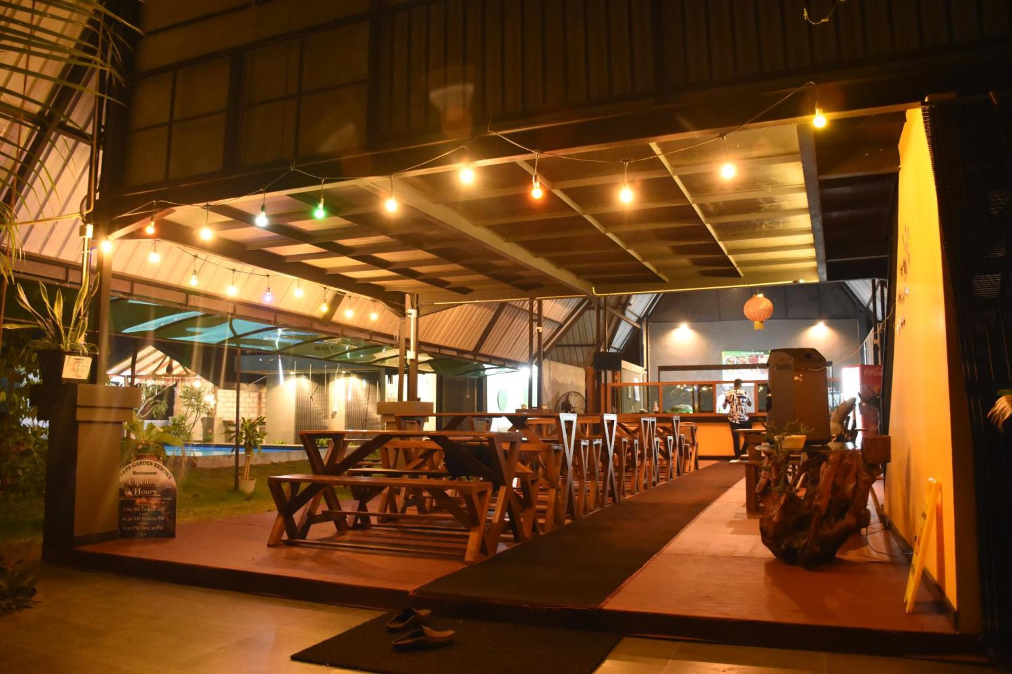 Steps Garden Resort ネゴンボ エクステリア 写真