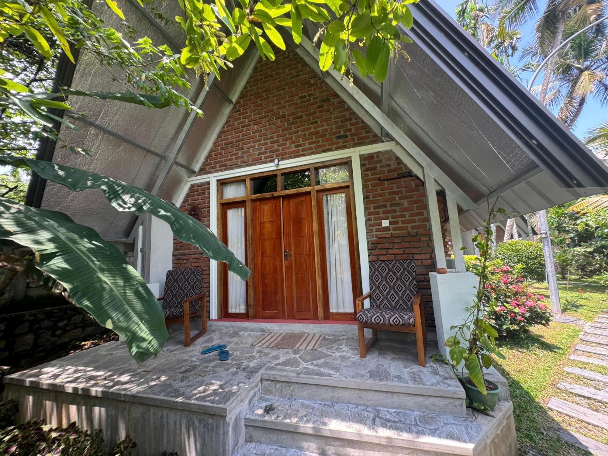 Steps Garden Resort ネゴンボ エクステリア 写真