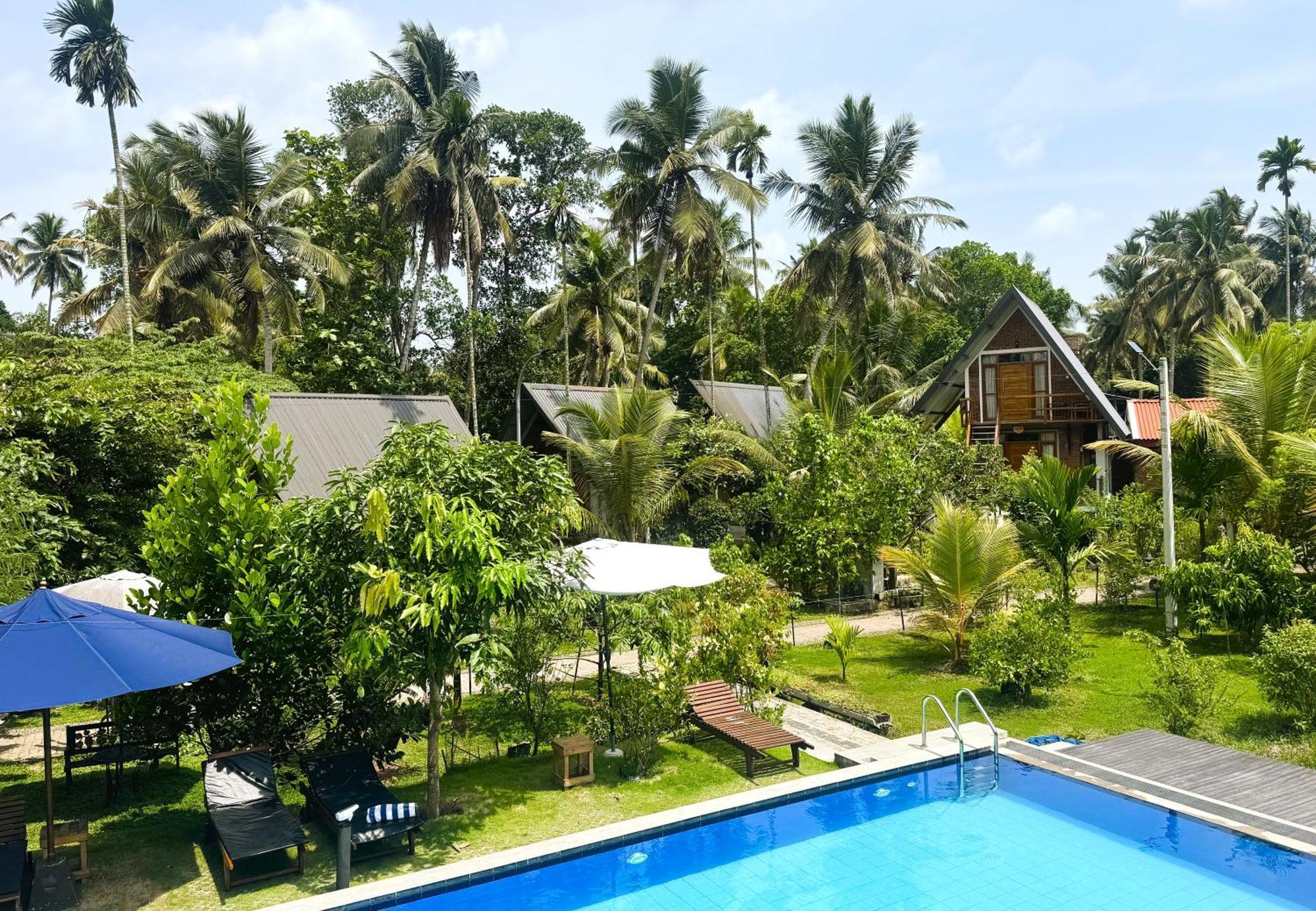 Steps Garden Resort ネゴンボ エクステリア 写真